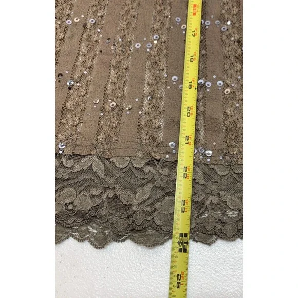 BKE Buckle Burnout Sequin Lace Top Shirt Womens L Taupe Y2K Sheer - Picture 6 of 11